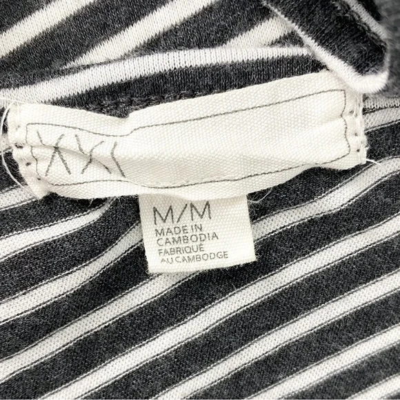 Forever 21 Crossback Striped Tank Grey White Size Medium INV174 - Picture 5 of 6